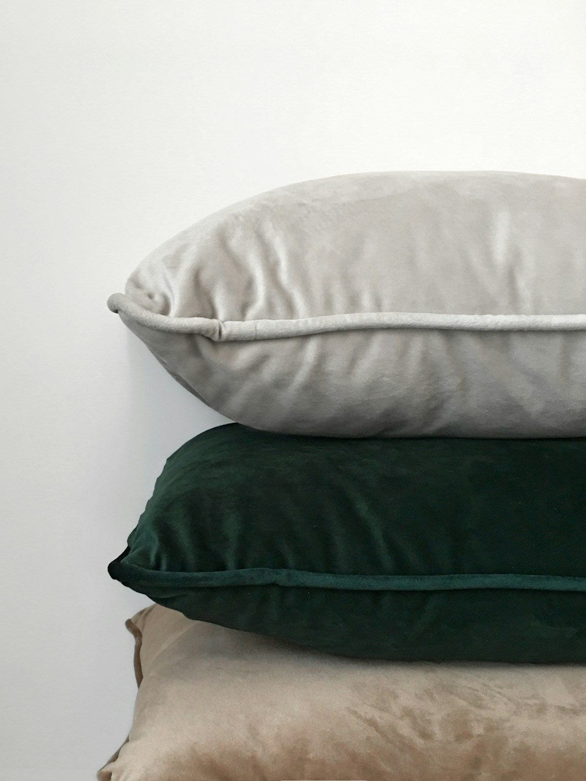 Memory Foam Travel Neck Pillow — Ergonomic
